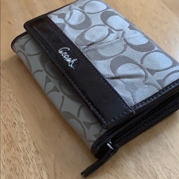 Coach Wallet - Picture 2 of 10